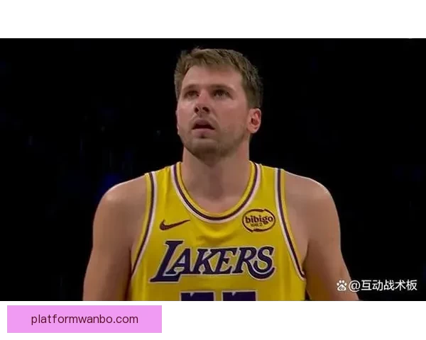 斯波鲍威尔谈东契奇60分表现 强调高难度进球与频繁造犯规获得罚球机会